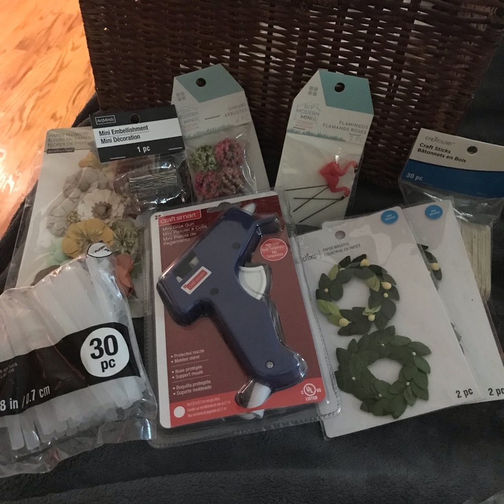 lot of 9 craft items brand new